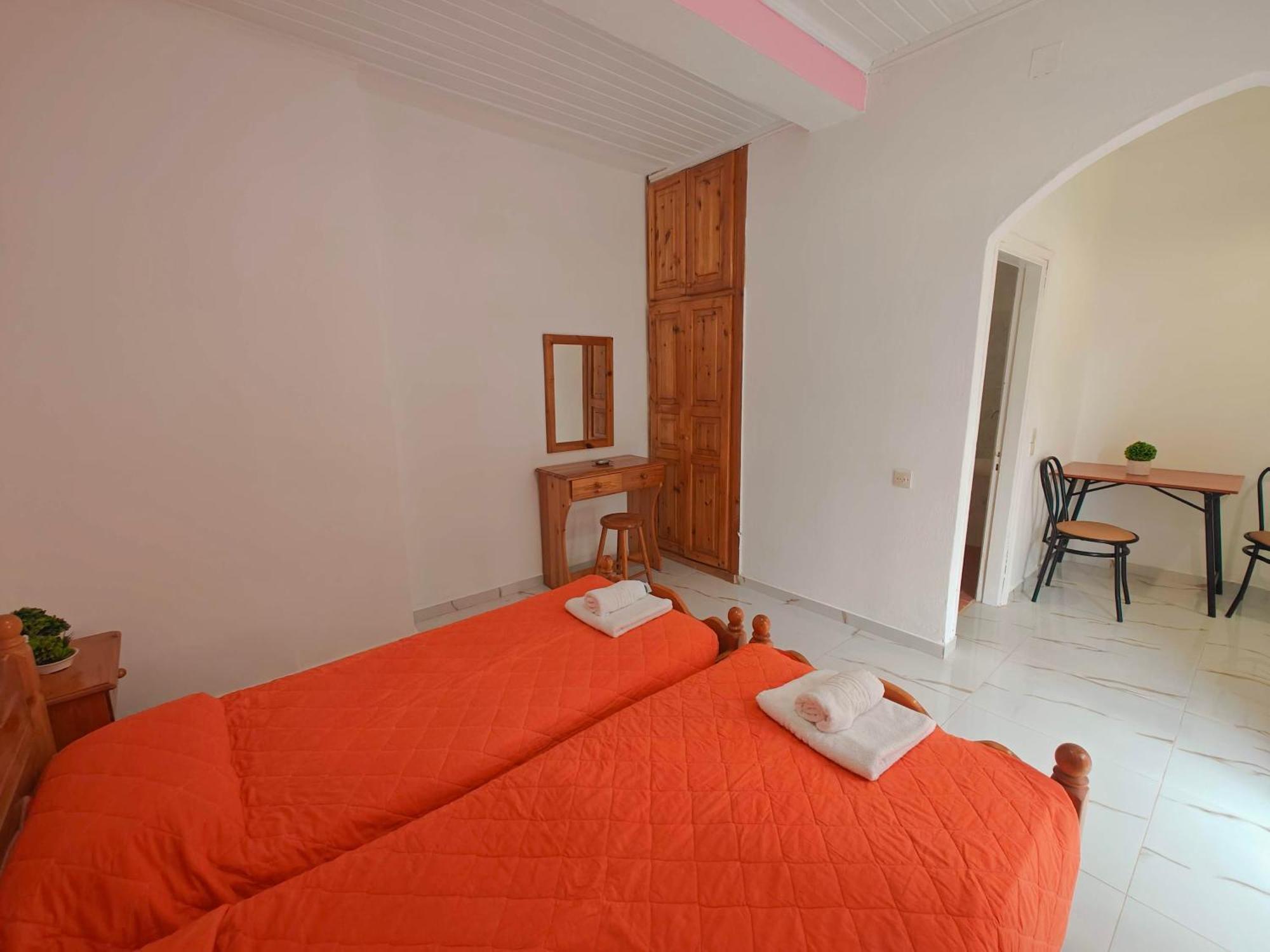 Elena Pool Aparthotel Agios Georgios  Exterior foto